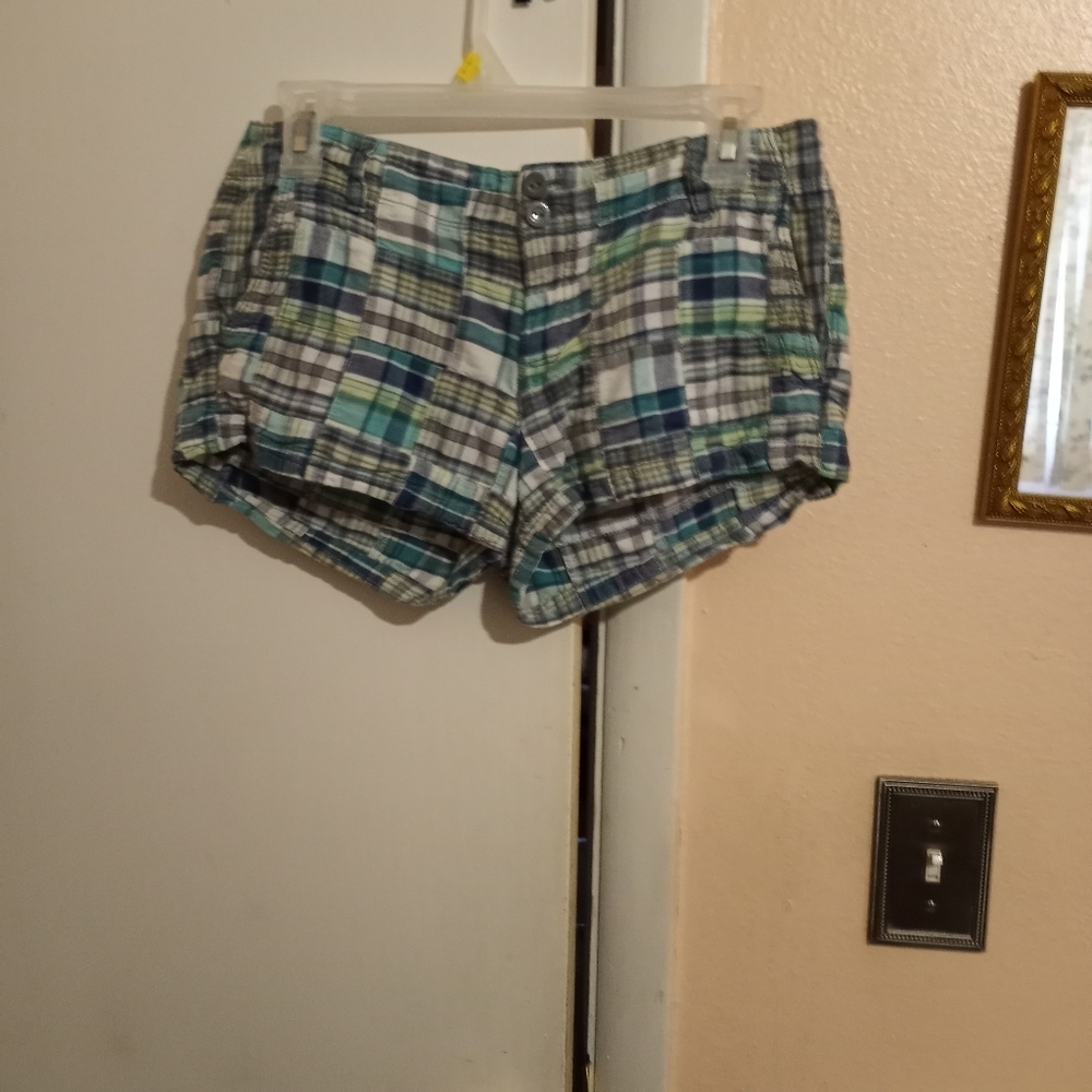 Short shorts
